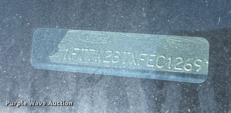 image for item EC8122 2015 Ford F250 Super Duty XLT Crew Cab utility bed pickup truck