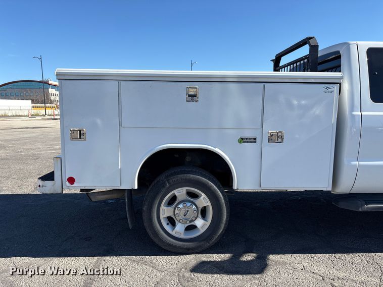 image for item EC8123 2016 Ford F250 Super Duty XLT SuperCab utility bed pickup truck