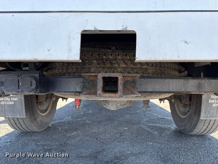 image for item EC8123 2016 Ford F250 Super Duty XLT SuperCab utility bed pickup truck