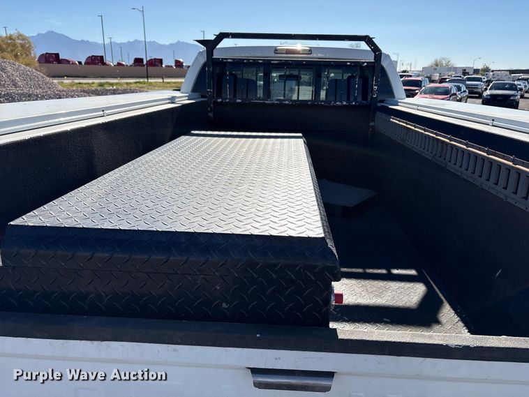 image for item EC8123 2016 Ford F250 Super Duty XLT SuperCab utility bed pickup truck