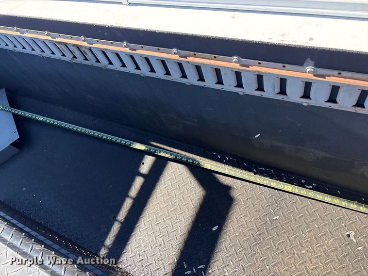 image for item EC8123 2016 Ford F250 Super Duty XLT SuperCab utility bed pickup truck