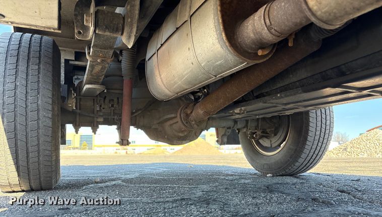 image for item EC8123 2016 Ford F250 Super Duty XLT SuperCab utility bed pickup truck