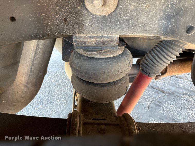 image for item EC8123 2016 Ford F250 Super Duty XLT SuperCab utility bed pickup truck