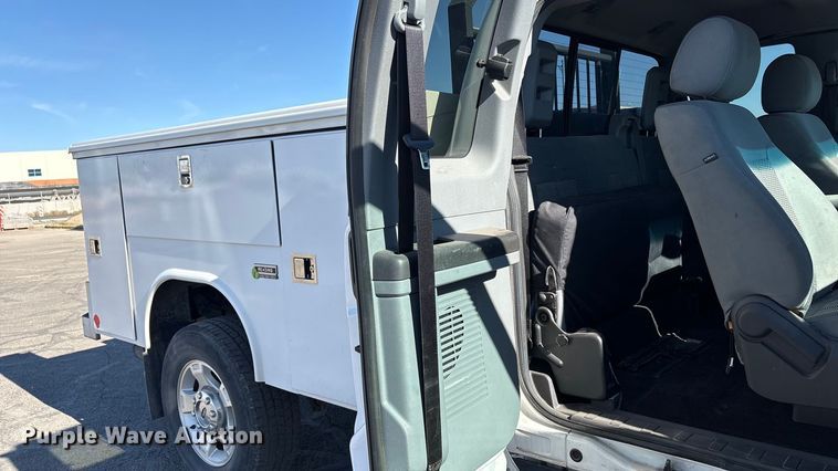 image for item EC8123 2016 Ford F250 Super Duty XLT SuperCab utility bed pickup truck