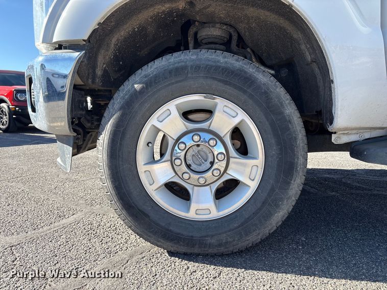 image for item EC8123 2016 Ford F250 Super Duty XLT SuperCab utility bed pickup truck