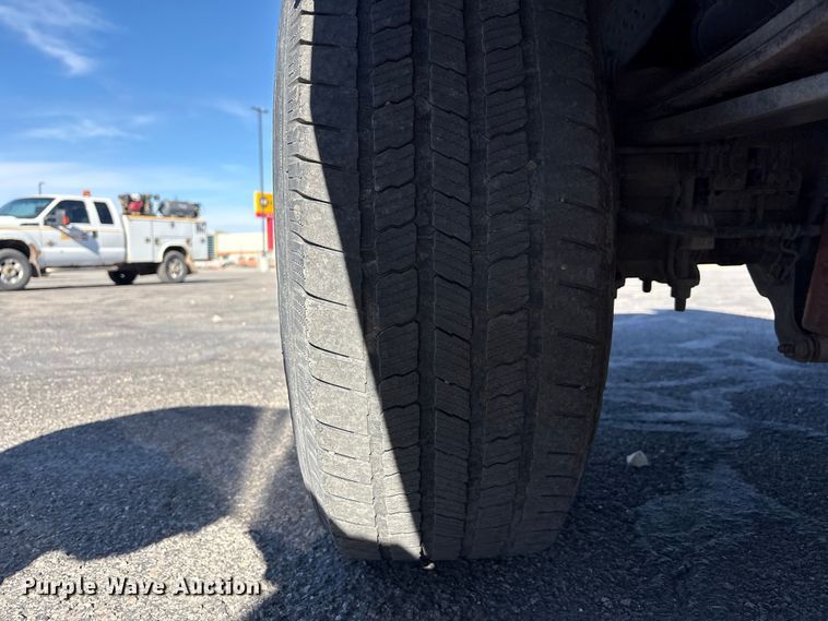 image for item EC8123 2016 Ford F250 Super Duty XLT SuperCab utility bed pickup truck