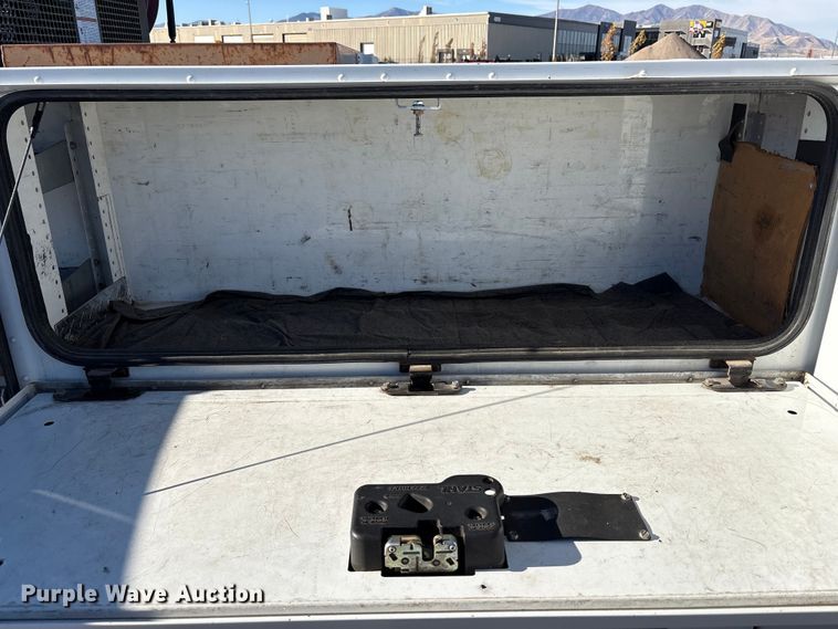 image for item EC8124 2013 Chevrolet Silverado 2500HD utility bed pickup truck