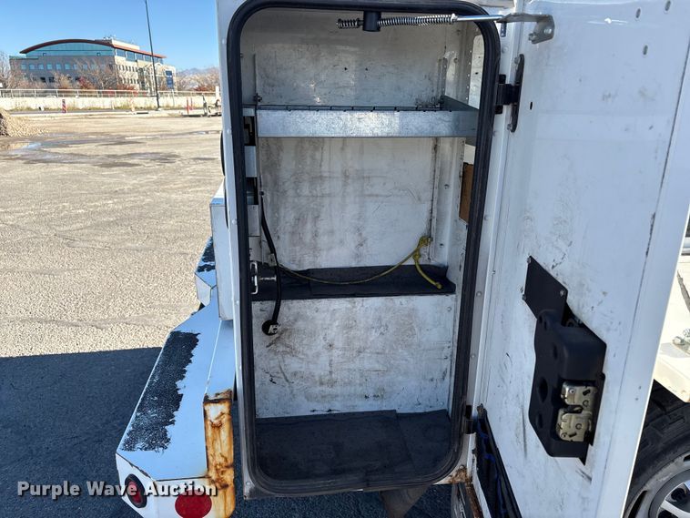 image for item EC8124 2013 Chevrolet Silverado 2500HD utility bed pickup truck