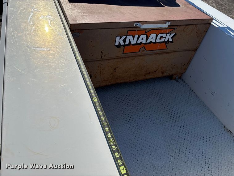 image for item EC8124 2013 Chevrolet Silverado 2500HD utility bed pickup truck