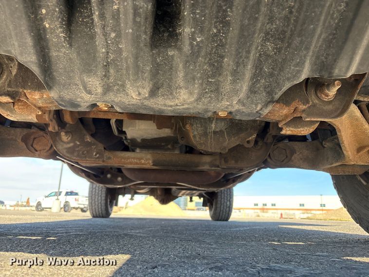 image for item EC8124 2013 Chevrolet Silverado 2500HD utility bed pickup truck