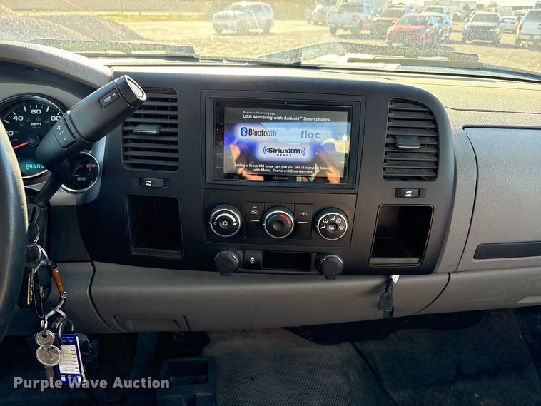 image for item EC8124 2013 Chevrolet Silverado 2500HD utility bed pickup truck