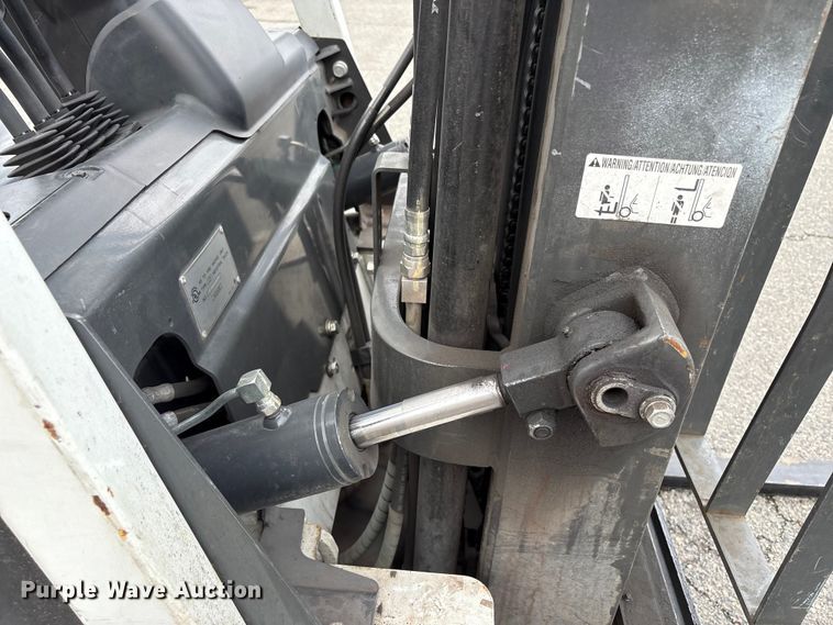 image for item EC8134 2017 UniCarriers PF50 forklift