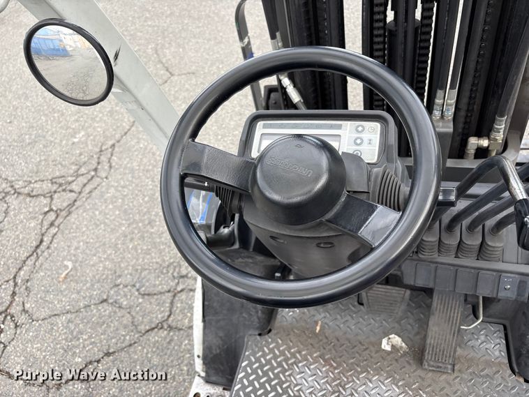 image for item EC8134 2017 UniCarriers PF50 forklift