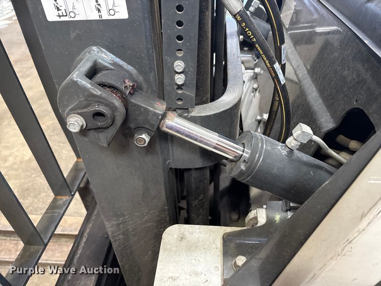 image for item EC8157 2017 UniCarriers PF50 forklift