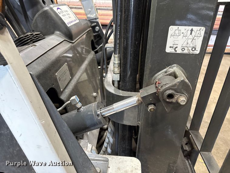 image for item EC8157 2017 UniCarriers PF50 forklift