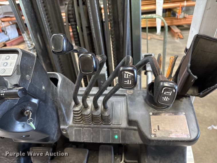 image for item EC8157 2017 UniCarriers PF50 forklift