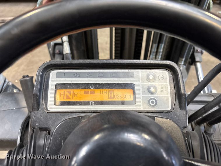 image for item EC8157 2017 UniCarriers PF50 forklift