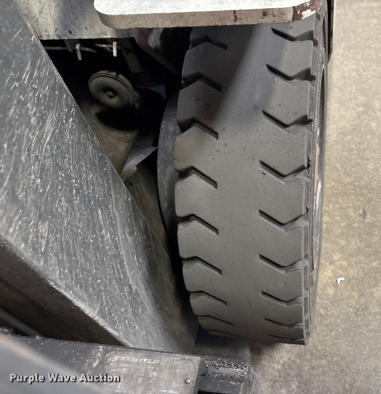 image for item EC8157 2017 UniCarriers PF50 forklift