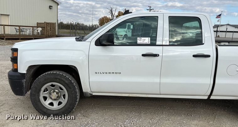 image for item ED2344 2015 Chevrolet Silverado 1500 Double Cab pickup truck