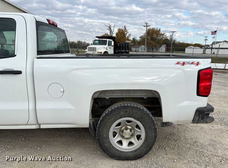 image for item ED2344 2015 Chevrolet Silverado 1500 Double Cab pickup truck