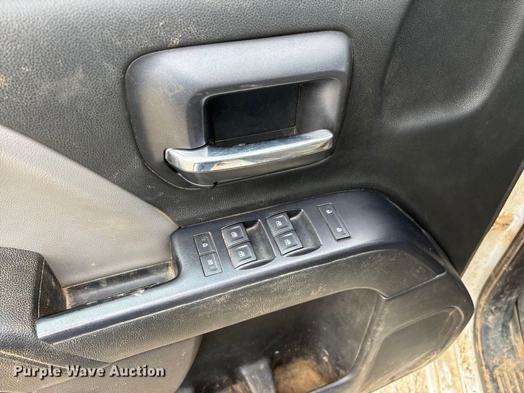 image for item ED2344 2015 Chevrolet Silverado 1500 Double Cab pickup truck