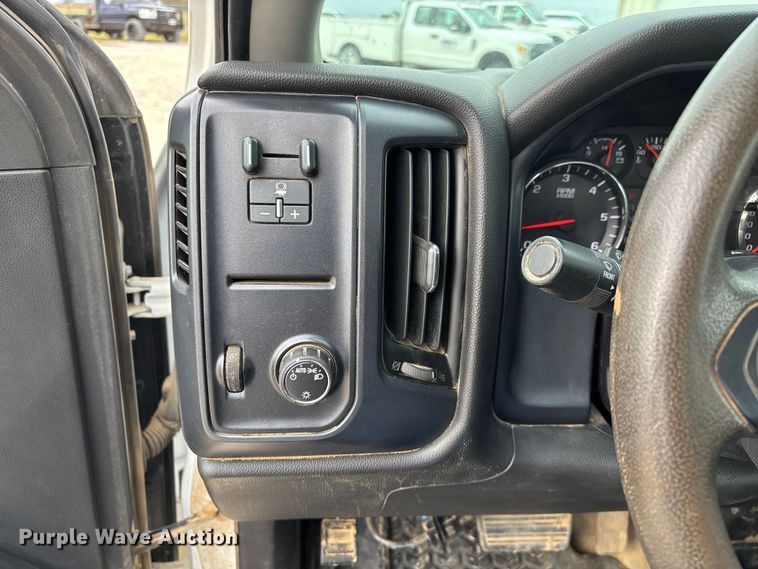 image for item ED2344 2015 Chevrolet Silverado 1500 Double Cab pickup truck