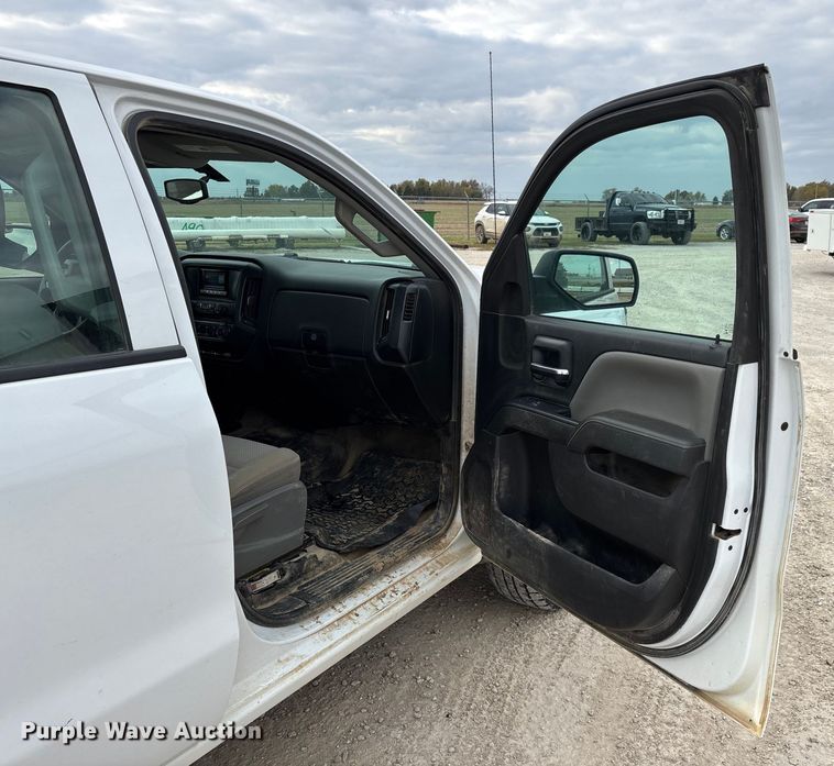 image for item ED2344 2015 Chevrolet Silverado 1500 Double Cab pickup truck