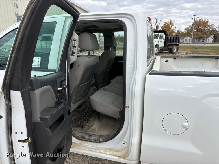 image for item ED2344 2015 Chevrolet Silverado 1500 Double Cab pickup truck