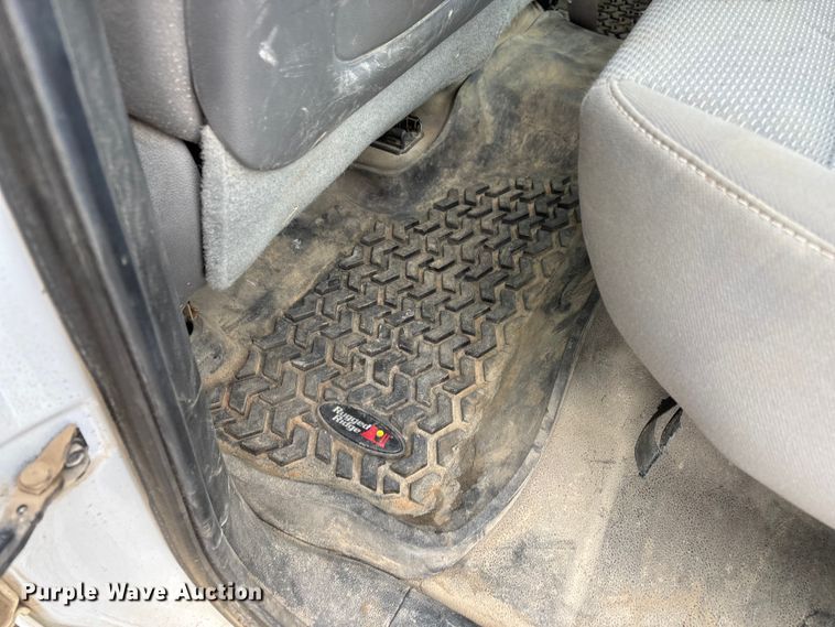 image for item ED2344 2015 Chevrolet Silverado 1500 Double Cab pickup truck