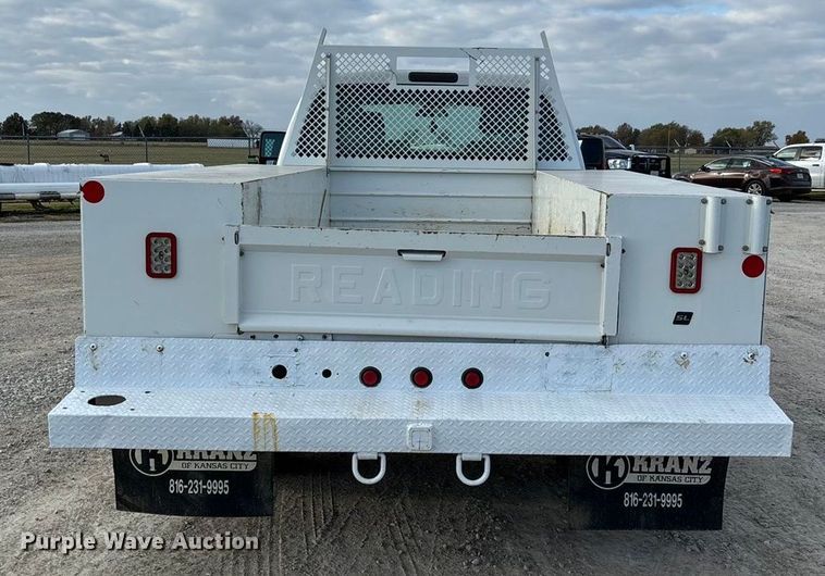 image for item ED2350 2016 Ford F350 Super Duty utility bed pickup truck