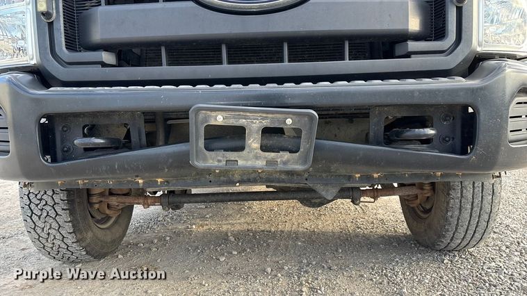 image for item ED2350 2016 Ford F350 Super Duty utility bed pickup truck