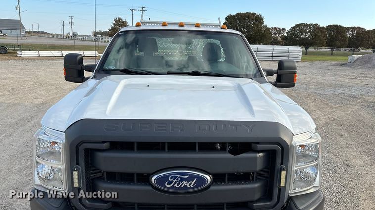 image for item ED2350 2016 Ford F350 Super Duty utility bed pickup truck