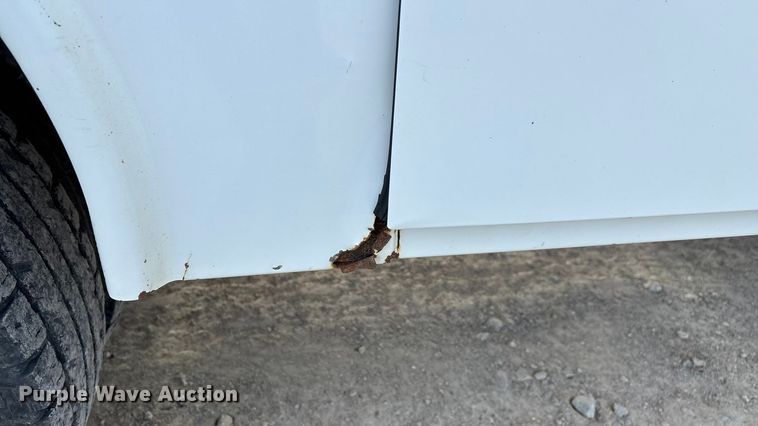 image for item ED2350 2016 Ford F350 Super Duty utility bed pickup truck