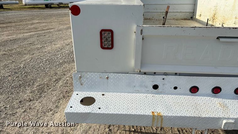 image for item ED2350 2016 Ford F350 Super Duty utility bed pickup truck