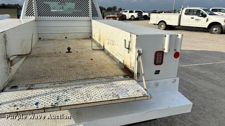 image for item ED2350 2016 Ford F350 Super Duty utility bed pickup truck