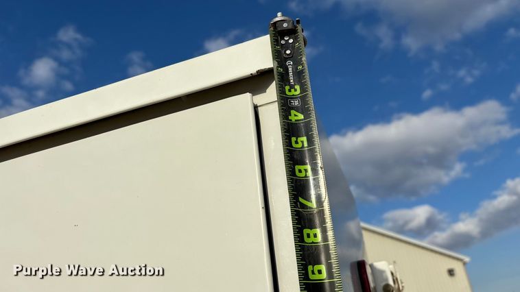 image for item ED2350 2016 Ford F350 Super Duty utility bed pickup truck