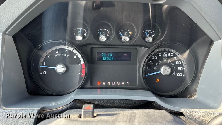 image for item ED2350 2016 Ford F350 Super Duty utility bed pickup truck