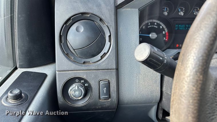 image for item ED2350 2016 Ford F350 Super Duty utility bed pickup truck