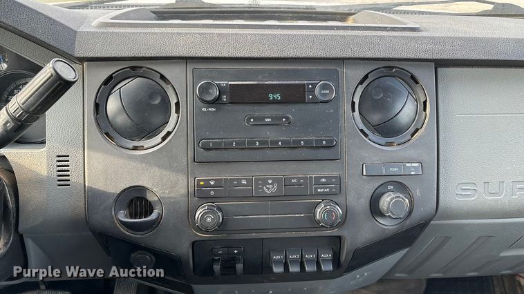 image for item ED2350 2016 Ford F350 Super Duty utility bed pickup truck