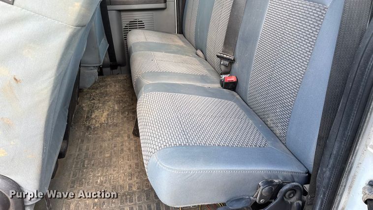 image for item ED2350 2016 Ford F350 Super Duty utility bed pickup truck