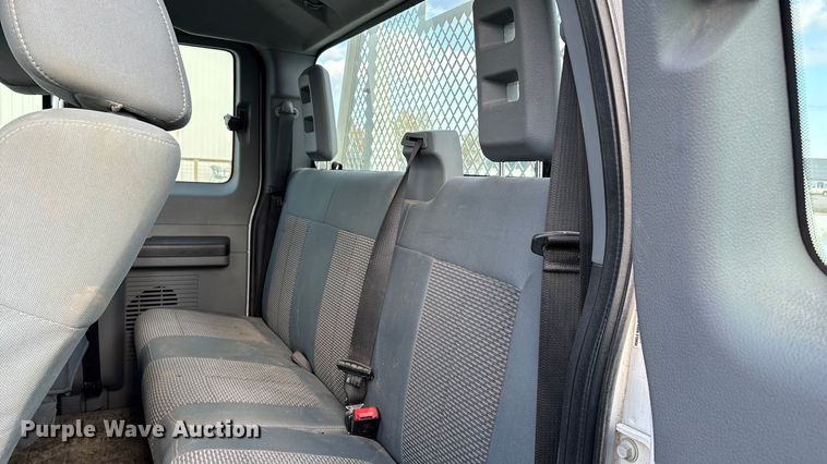 image for item ED2350 2016 Ford F350 Super Duty utility bed pickup truck