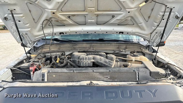 image for item ED2350 2016 Ford F350 Super Duty utility bed pickup truck