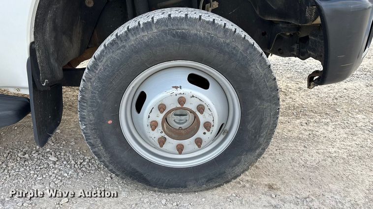 image for item ED2350 2016 Ford F350 Super Duty utility bed pickup truck