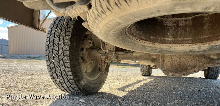 image for item ED2361 2012 Ford F150 XL SuperCrew pickup truck