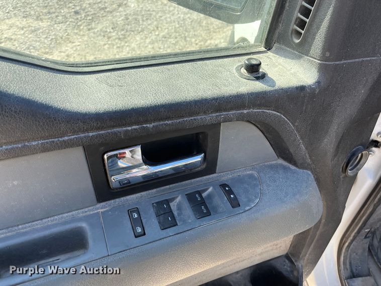 image for item ED2361 2012 Ford F150 XL SuperCrew pickup truck