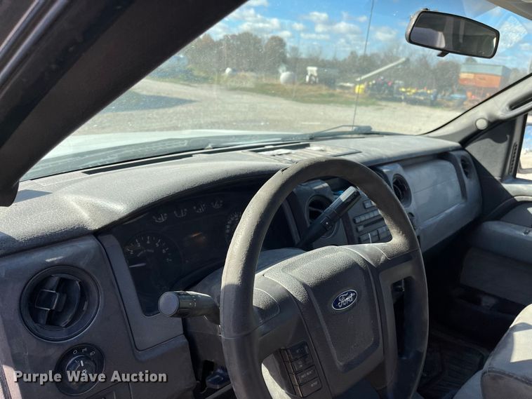 image for item ED2361 2012 Ford F150 XL SuperCrew pickup truck