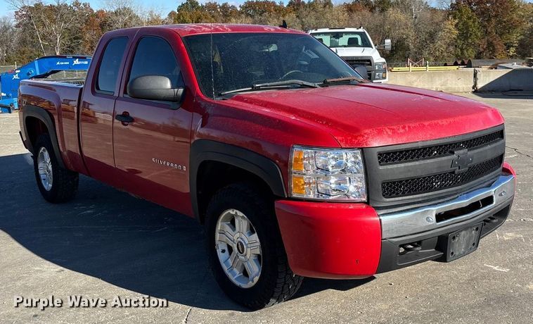 image for item ED2365 2009 Chevrolet Silverado Ext. Cab pickup truck