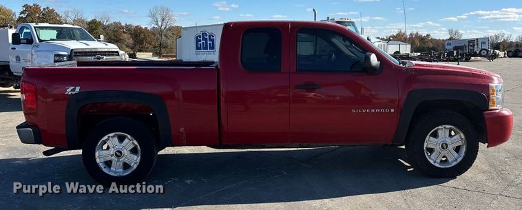 image for item ED2365 2009 Chevrolet Silverado Ext. Cab pickup truck
