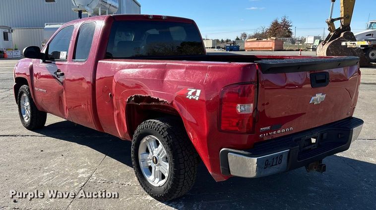 image for item ED2365 2009 Chevrolet Silverado Ext. Cab pickup truck