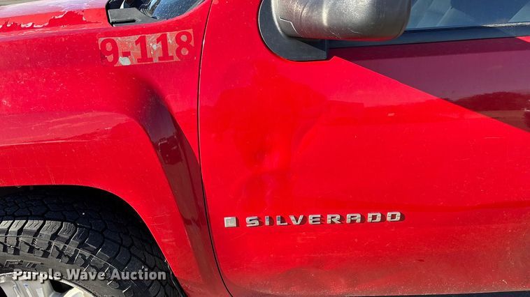 image for item ED2365 2009 Chevrolet Silverado Ext. Cab pickup truck